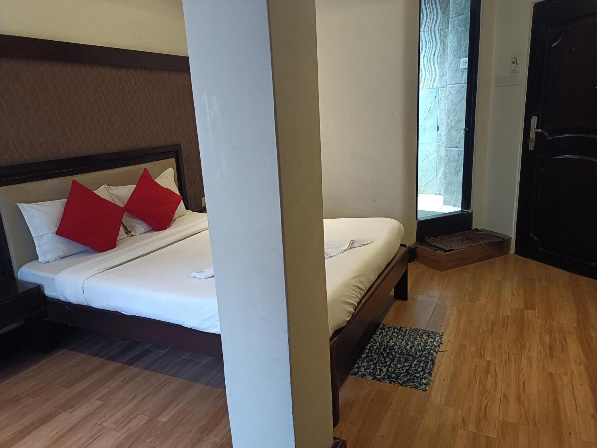 Hotel Serene Shillong Buitenkant foto