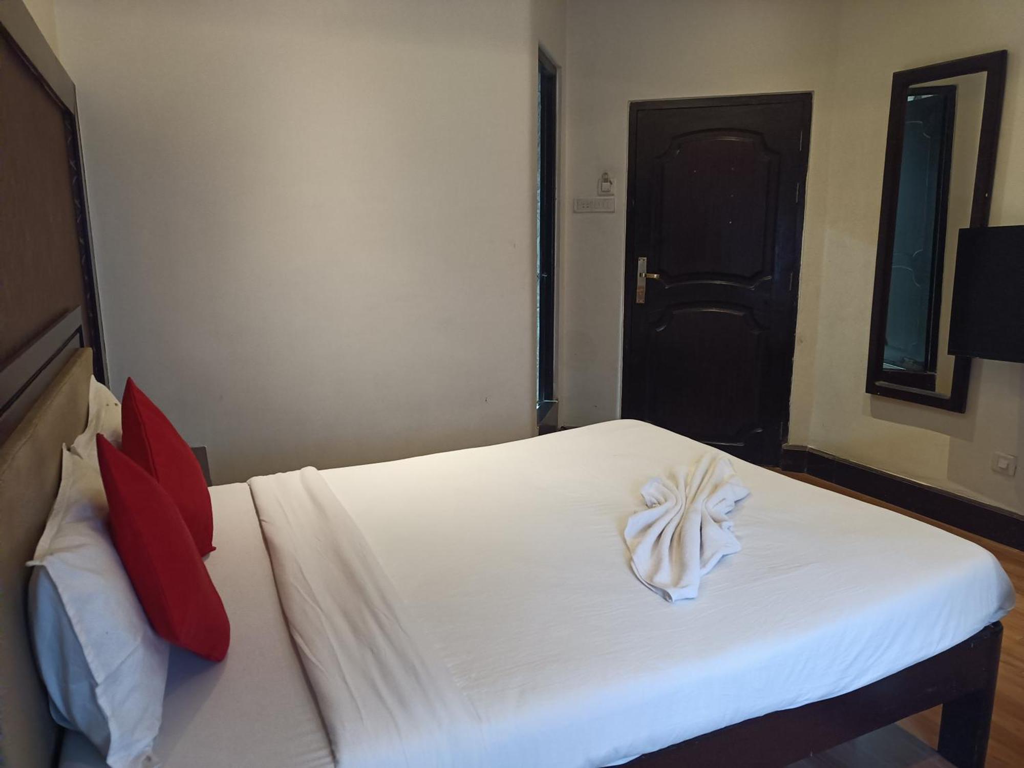 Hotel Serene Shillong Buitenkant foto