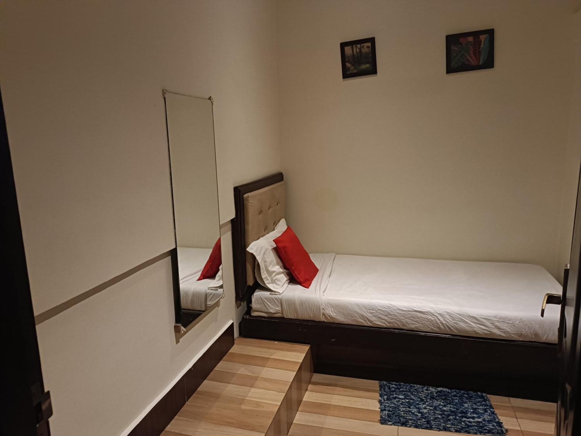 Hotel Serene Shillong Buitenkant foto